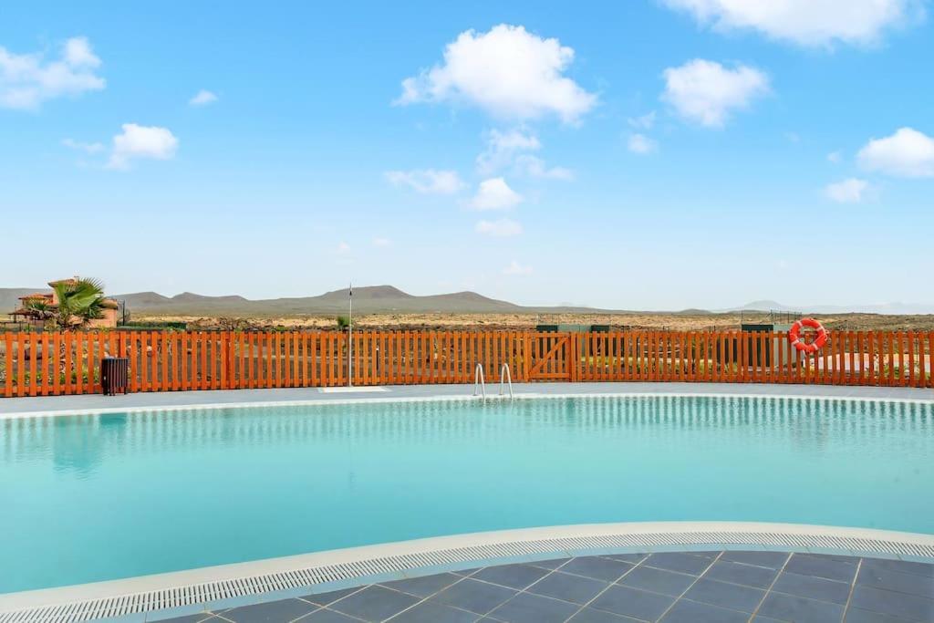 Villa Fenix - Oasis In Natural Reserve Лахарес Экстерьер фото
